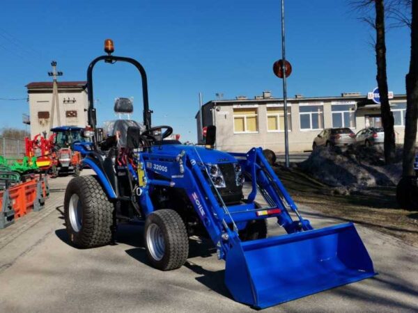 Solis 26 (9+9) avec chargeur frontal